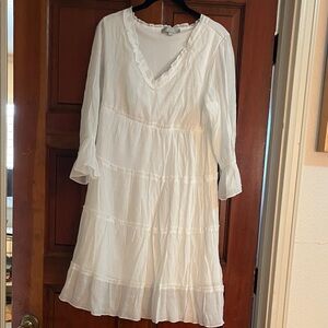 White Tiered V-Neck Long Sleeve Dress